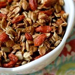 Goji Berry Granola - Recipe photo by sugarlaws