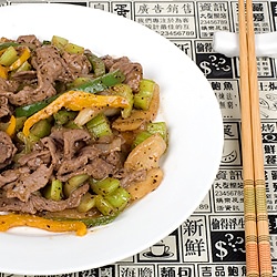 Black Pepper Beef - Recipe photo by noobcook