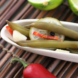 Chili-Lime Pickled Green Beans - Recipe photo by eatingoutloud