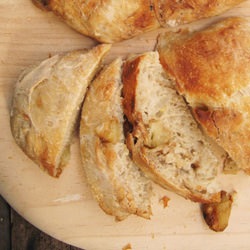 Dan's Garlic Bread - Recipe photo by manggy