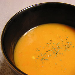 Spicy Carrot Soup - Recipe photo by toxobread