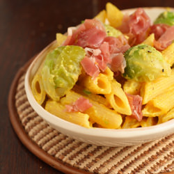 Pasta with Bruxelles Sprouts - Recipe photo by Kja
