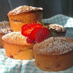 Strawberry and Vanilla Friands - Recipe photo by Coby