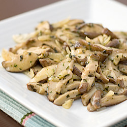Butter Shitake Mushrooms - Recipe photo by noobcook