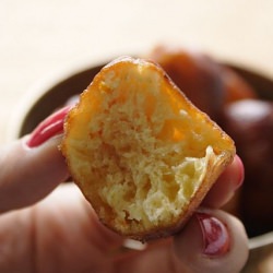 Moroccan Fried Honey Cakes - Recipe photo by palachinka