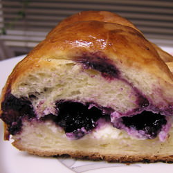 Blueberry Cream Cheese Braid - Recipe photo by toxobread