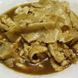 Stir-fry Chicken with Dried Beancurd - Recipe photo by Belachan