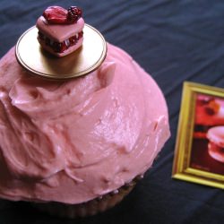 Drunken Ispahan-Inspired Cupcakes - Recipe photo by verysmallanna
