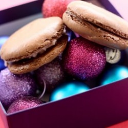 French Chocolate Macarons - Recipe photo by mmhuynh
