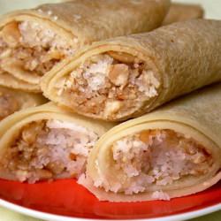 Pine 'n' Coconut Pancake Rolls - Recipe photo by pixen