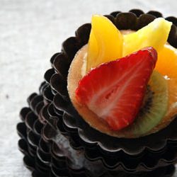 Tiny Fruit Tartlette - Recipe photo by licking my lips
