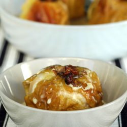 Baked Apples for Cooking To Combat - Recipe photo by winosandfoodies
