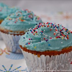 Yogurt Cup Cakes - Recipe photo by chefmonica