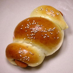 Sausage Buns - Recipe photo by toxobread