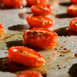 Slow-Roasted Tomatoes - Recipe photo by DeelishDish