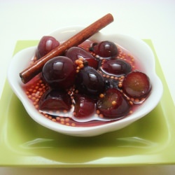 Pickled Grapes - Recipe photo by ivorypomegranate