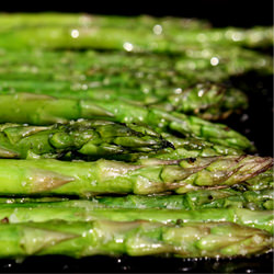 Simply Sweet Grilled Asparagus - Recipe photo by bellalimento