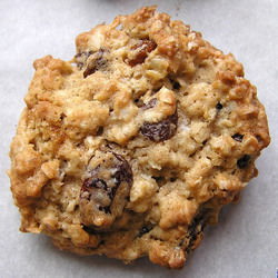 Oatmeal Raisin Cookies - Recipe photo by toxobread