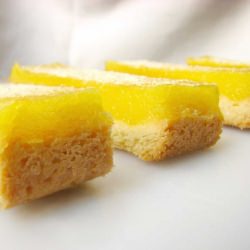 Lemon Bars - Recipe photo by thecookieshop