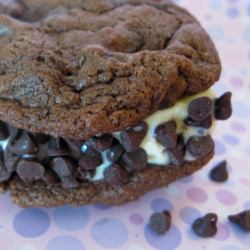 Chocolate Ice Cream Sandwich Cookie - Recipe photo by oneordinaryday