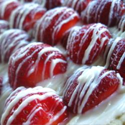Strawberry Pizza - Recipe photo by oneordinaryday