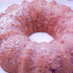 Lightened Up Strawberry Cake - Recipe photo by ghostbaker