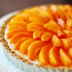 Apricot Mascarpone Tart with Honey - Recipe photo by katie102006