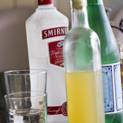 Rosemary Lemonade Fizzy - Recipe photo by browniesfordinner
