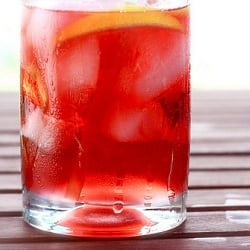 Raspberry Zinger Iced Tea - Recipe photo by florimell1919