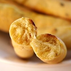 Saffron-Basil-Breadsticks - Recipe photo by dk