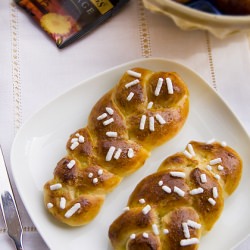 Homemade "Treccine" Brioches - Recipe photo by artravelling