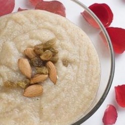 Indian Semolina Pudding - Recipe photo by loneacorn