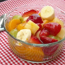 Easy Fruit Salad - Recipe photo by mommyskitchen