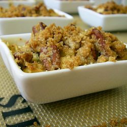 Mini-Apple Orchard Pecan Crumbles - Recipe photo by pinkstripes