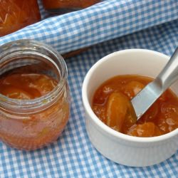 Homemade Peach Preserves - Recipe photo by mommyskitchen