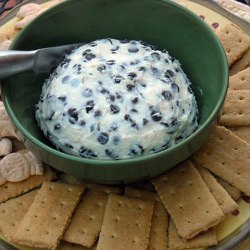 Chocolate Chip Cheese Ball - Recipe photo by mommyskitchen