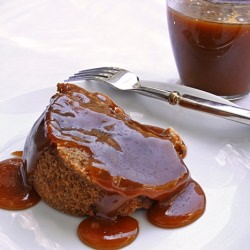 Apple Cake with Caramel Sauce - Recipe photo by nylorij
