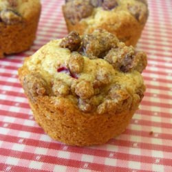 Mini Pear Cranberry Muffin - Recipe photo by pinkstripes