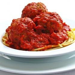 Spaghetti & Homemade Meatballs - Recipe photo by nylorij
