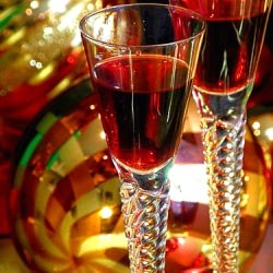 Cranberry Liqueur - Recipe photo by Inn Cuisine