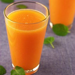 Apple and Carrot Juice - Recipe photo by sweetcorner