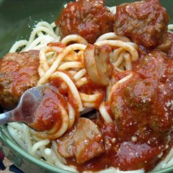 Spaghetti & Meatballs - Recipe photo by mommyskitchen