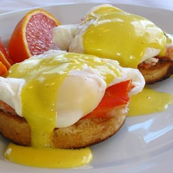 Eggs Benedict with King Crabmeat - Recipe photo by nylorij