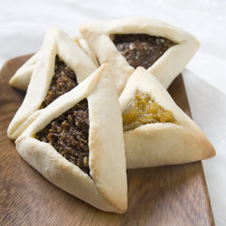 Hamantaschen - Recipe photo by honeyneverspoils