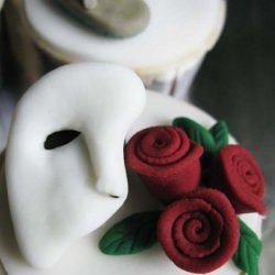 Phantom of the Opera Cupcakes - Recipe photo by constantcraving