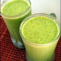 Green Smoothie - Recipe photo by runningfoodie