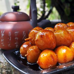 Mitarashi Dango - Recipe photo by crunchybottoms