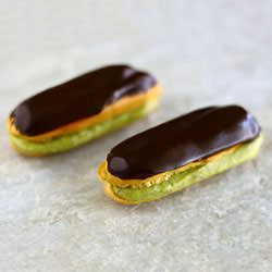 Pistachio Eclairs - Recipe photo by cafefernando