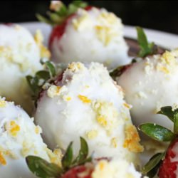 Chocolate-Covered Strawberries - Recipe photo by grinandbakeit