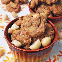 Macadamia & Chocolate Chunk Cookies - Recipe photo by crunchybottoms